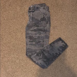 Mossimo camo jeggings